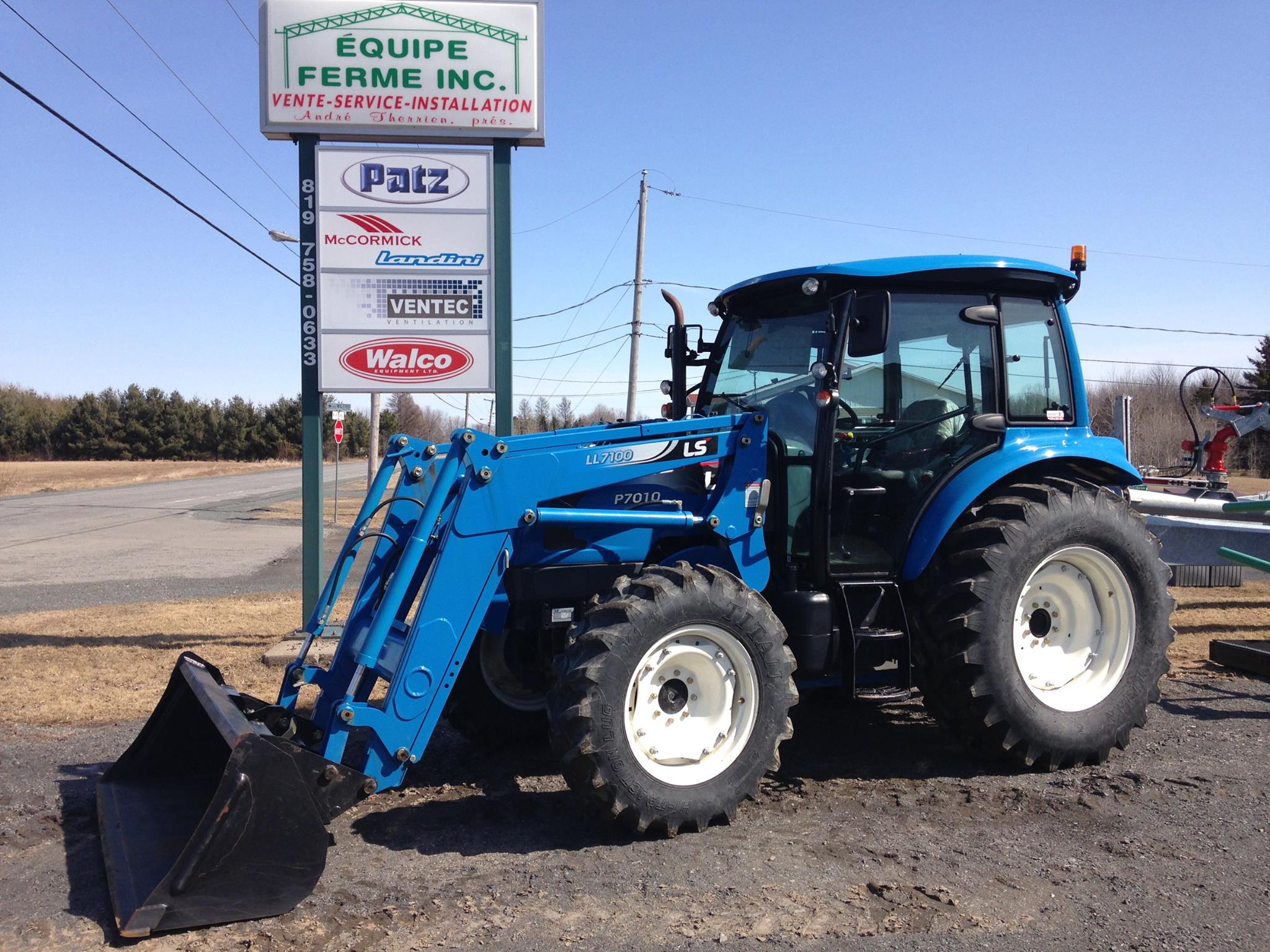 Tracteur New Holland LS 7010