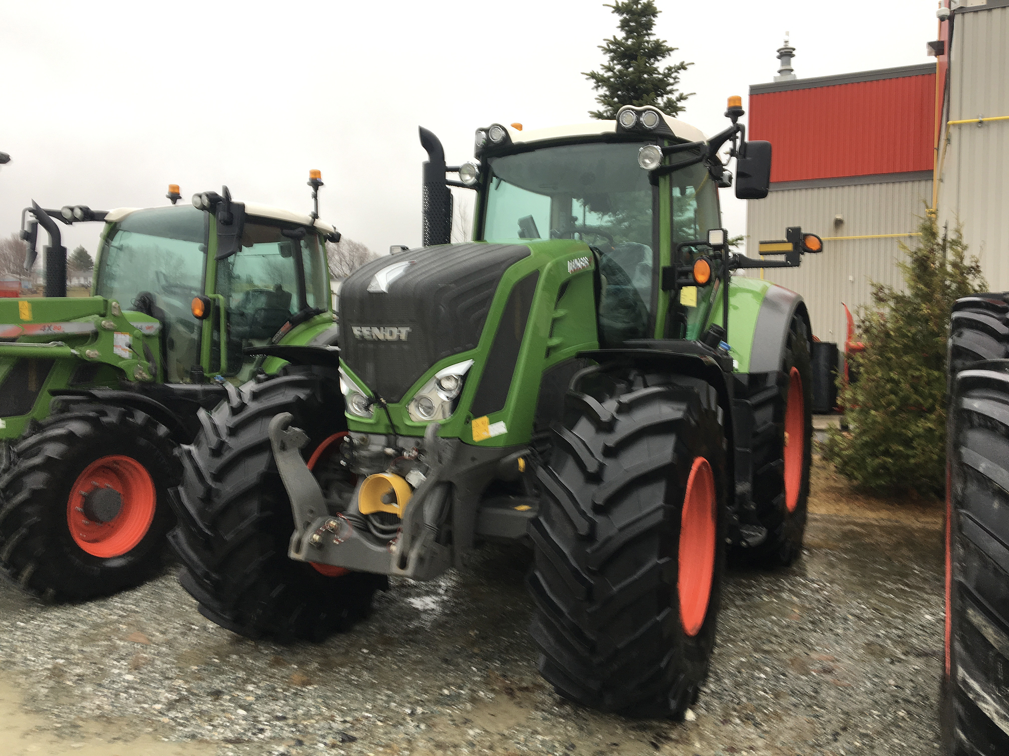 Tractor Fendt 828