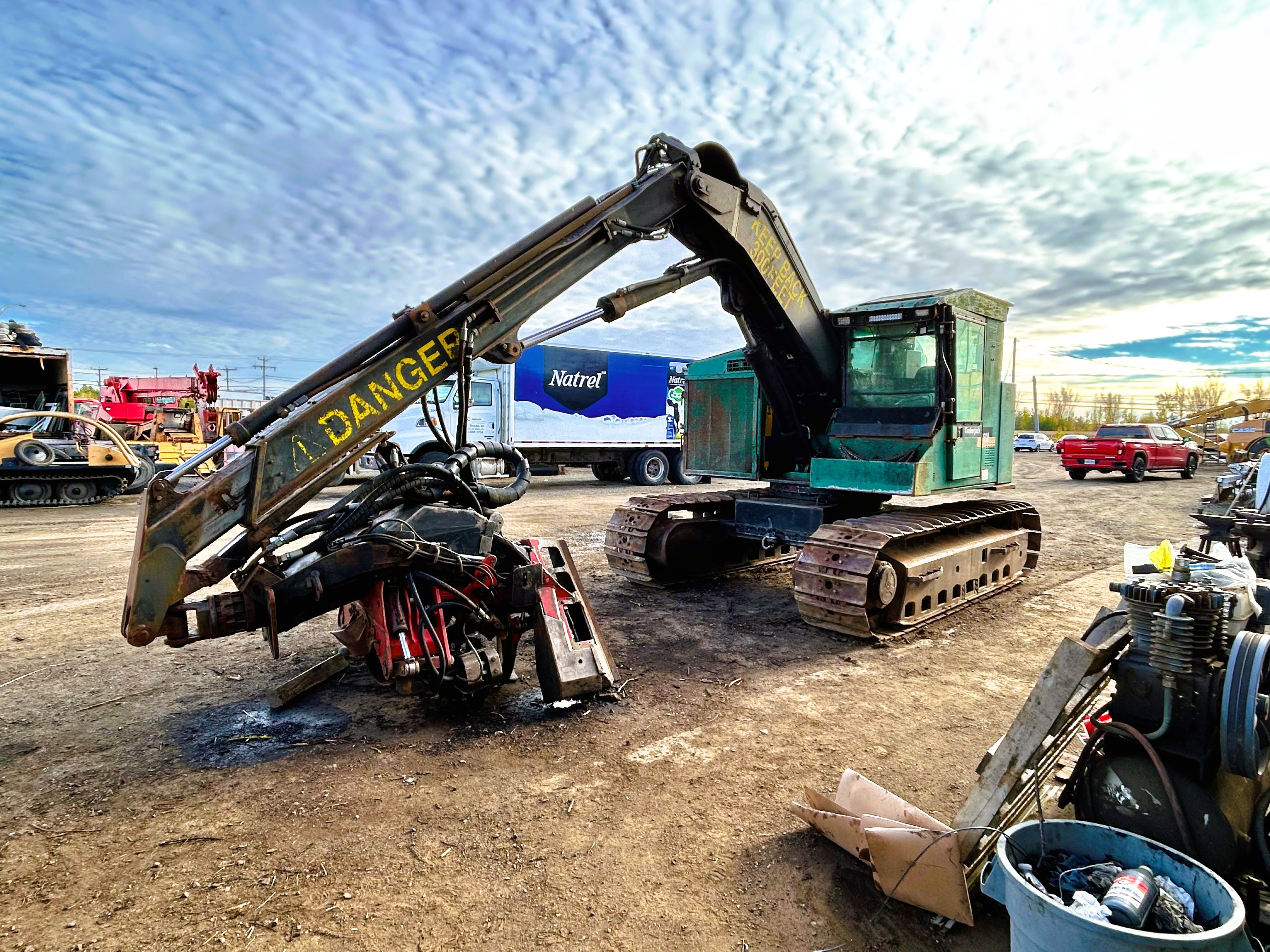 Machine multifonctionnel Timberjack 608