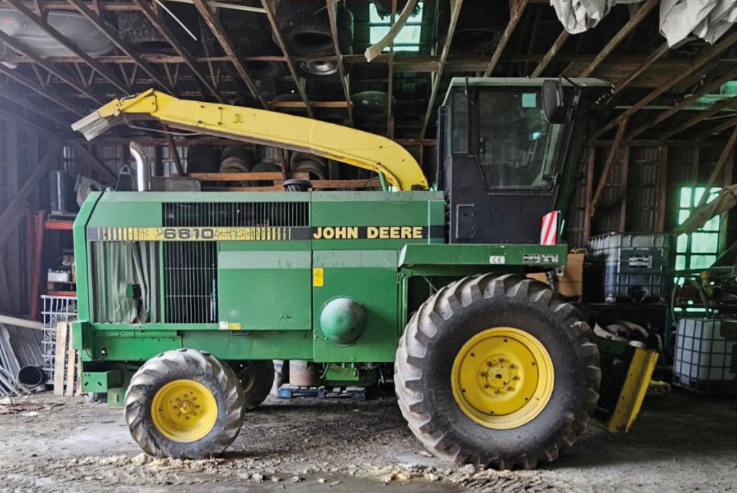 Silage distributor John Deere 6610