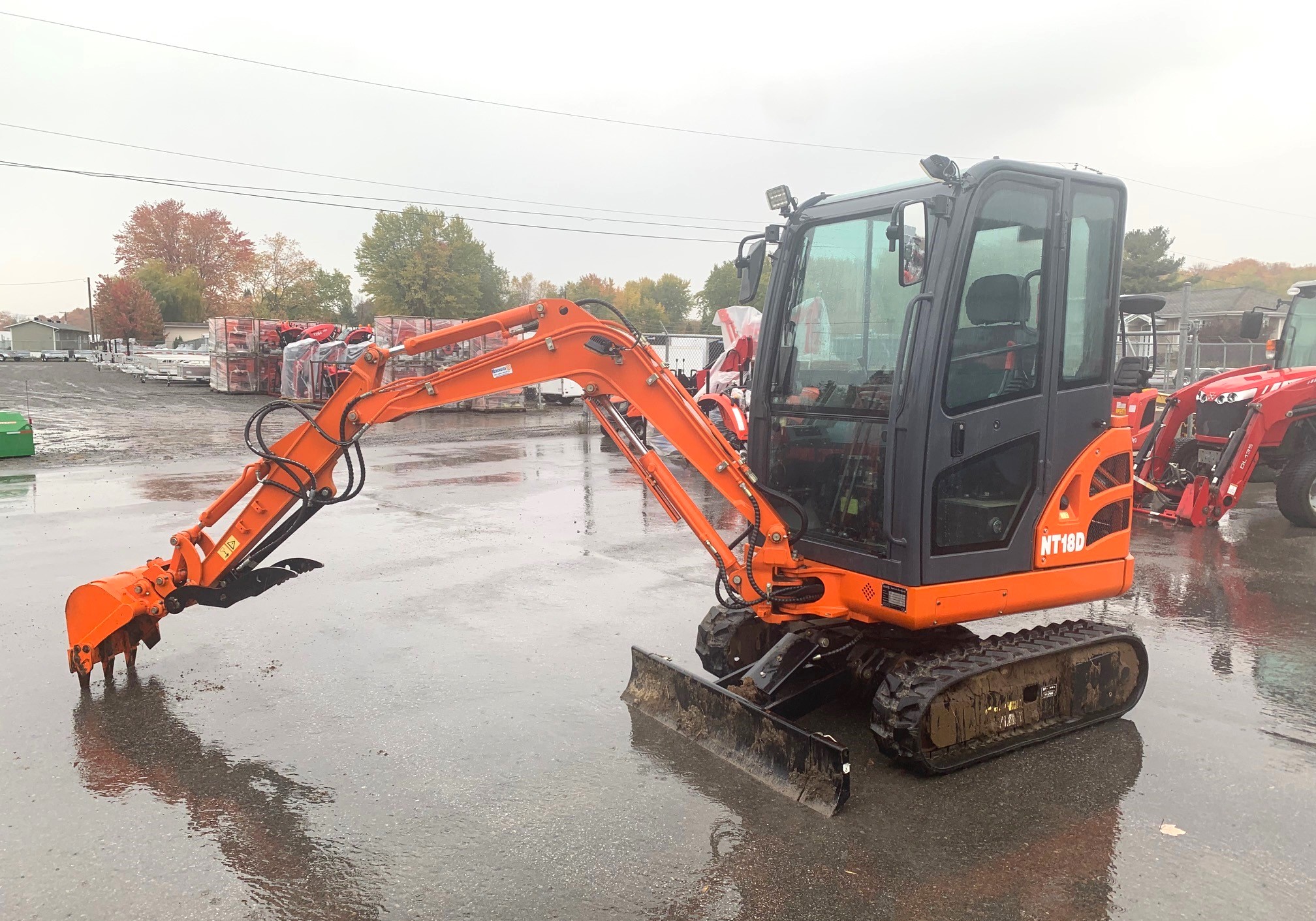 Excavatrice  Mini pelle Nante NT 18 