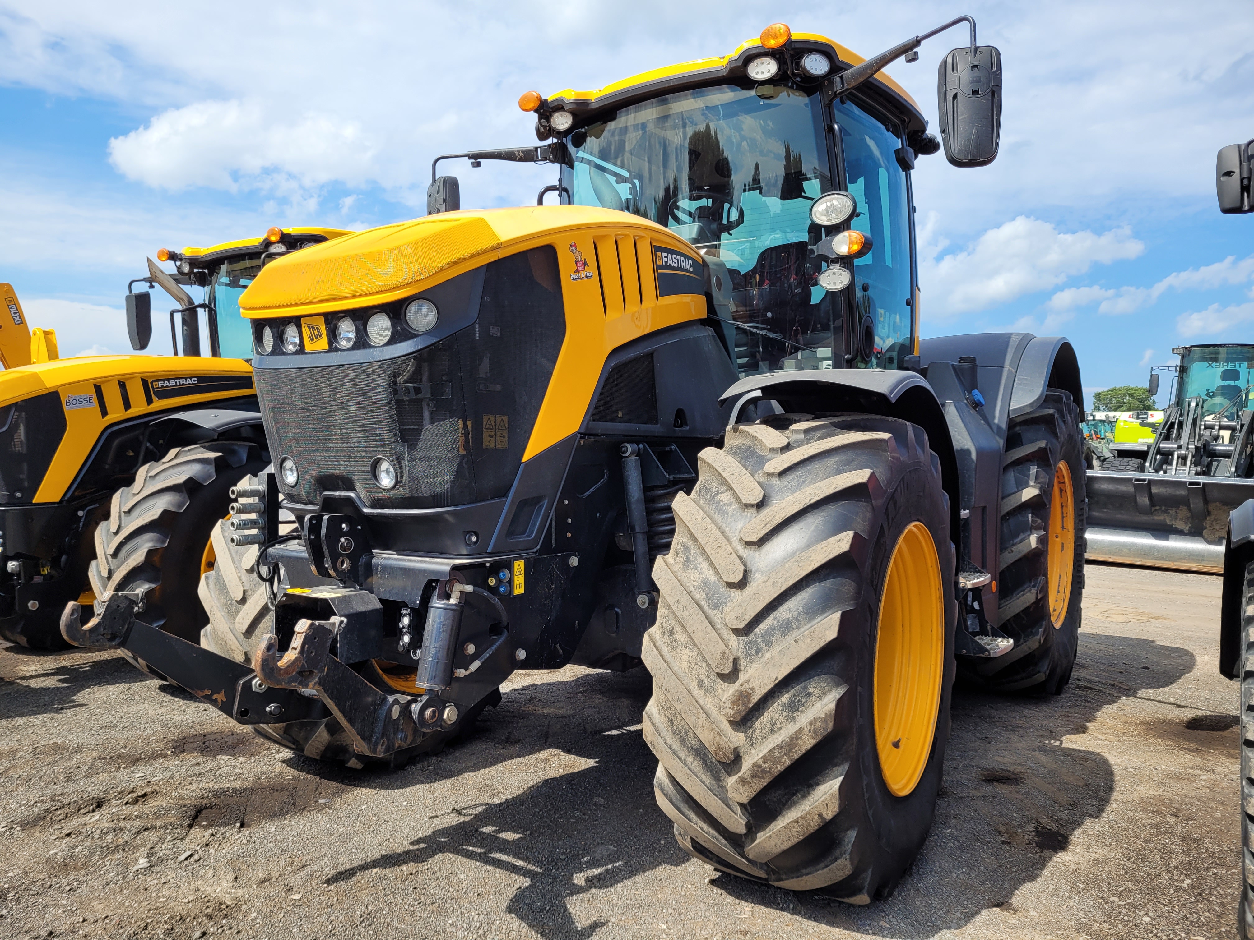 Tracteur JCB