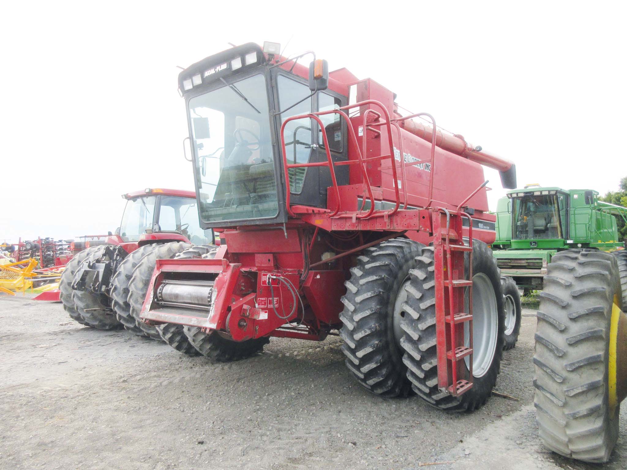 Moissonneuse-batteuse Case IH 1680