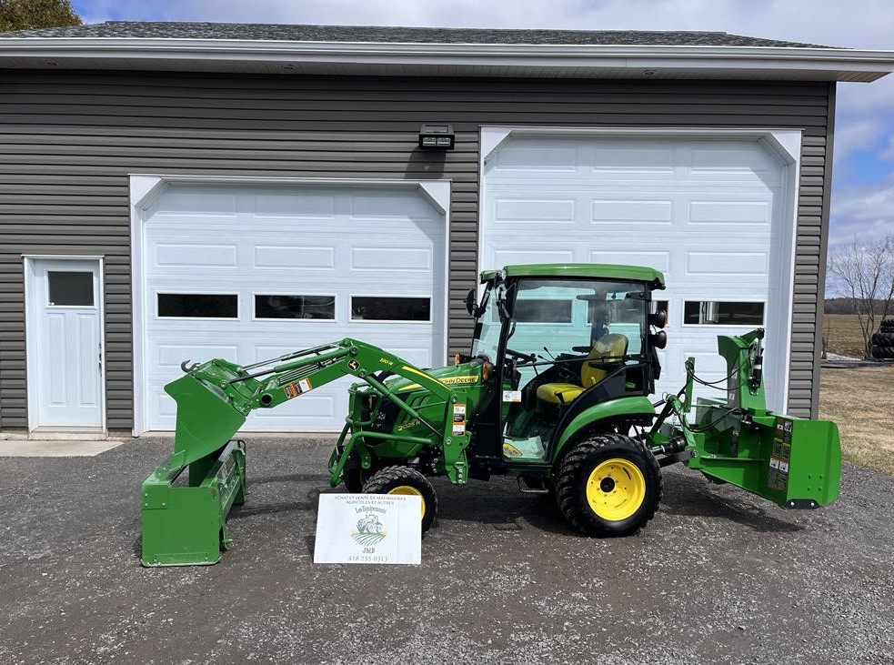Tracteur John Deere 2025R