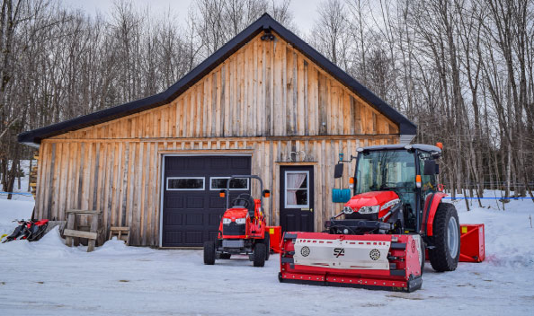 Tracteur Massey Ferguson 2860M et GC1723