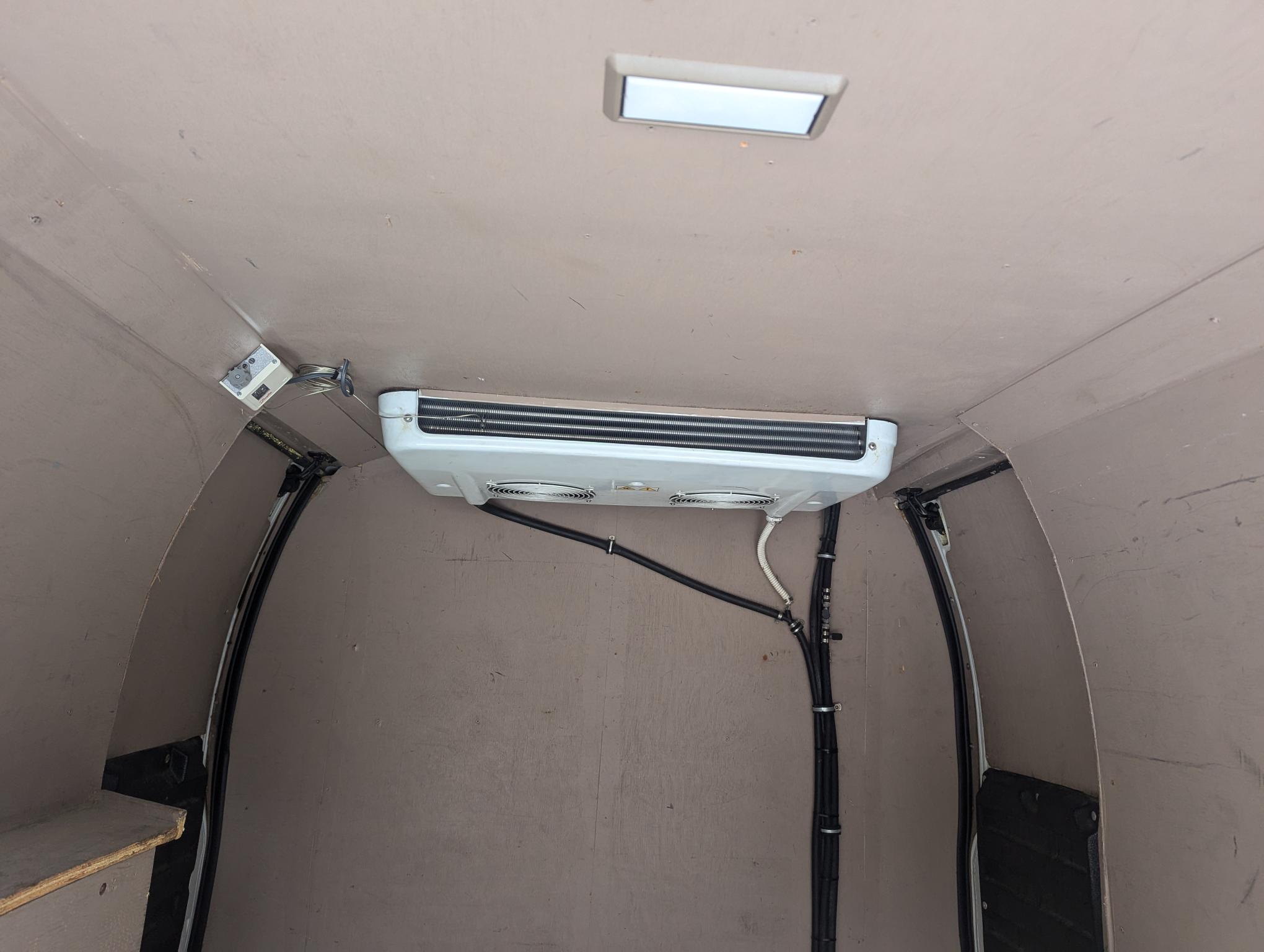 Camion GMC Savana 1500