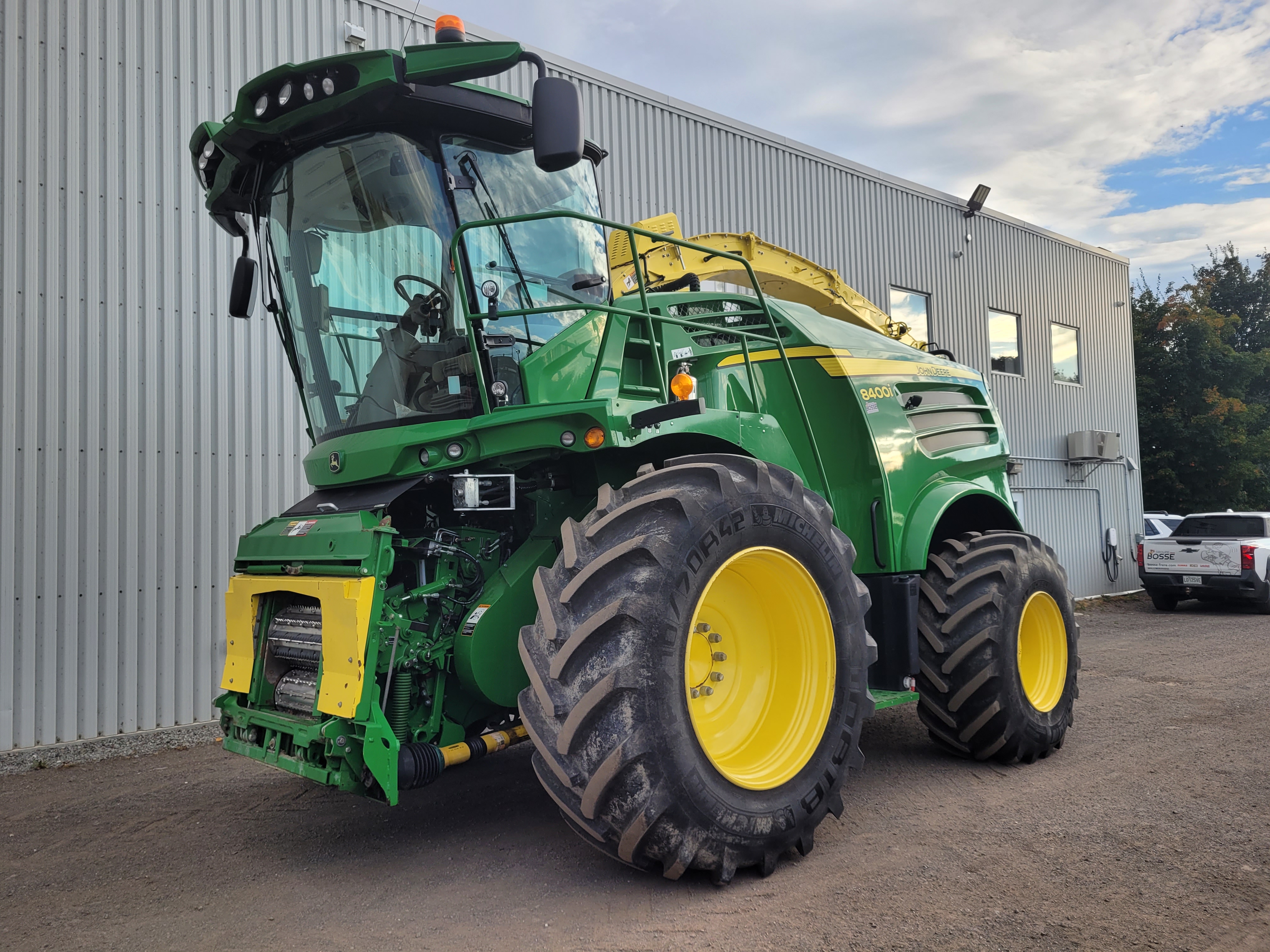 Forage Harvester John Deere 8400 i