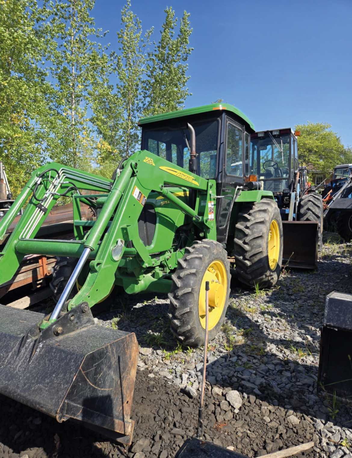 Tracteur John Deere 5075 E