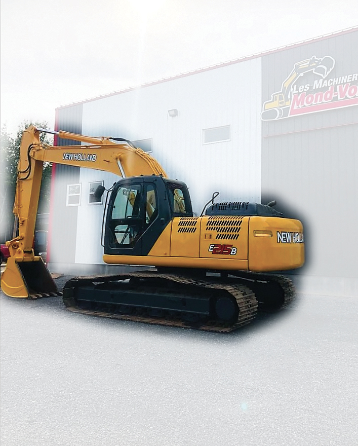 Excavator New Holland E215B