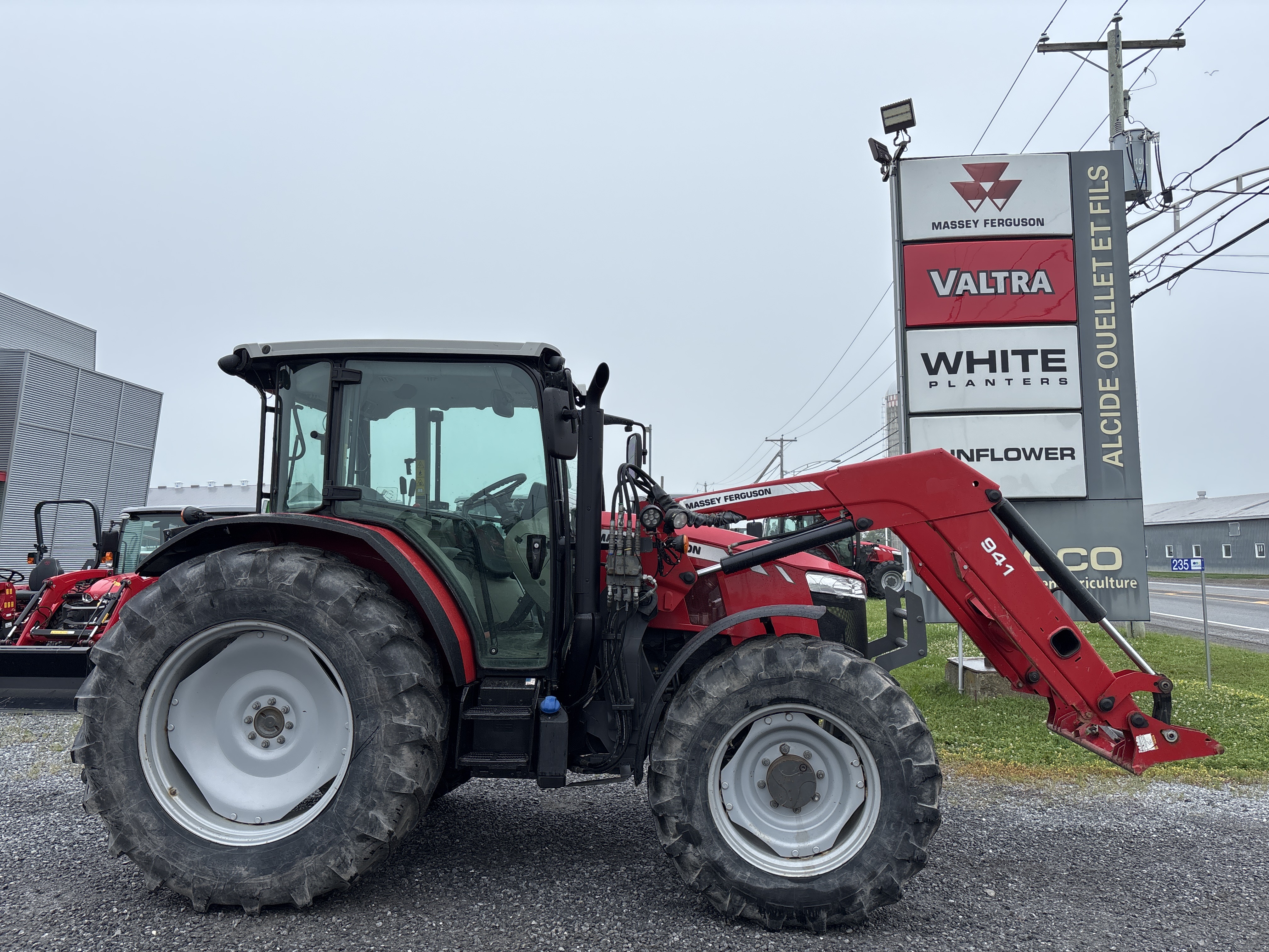 Tracteur Massey Ferguson 6712