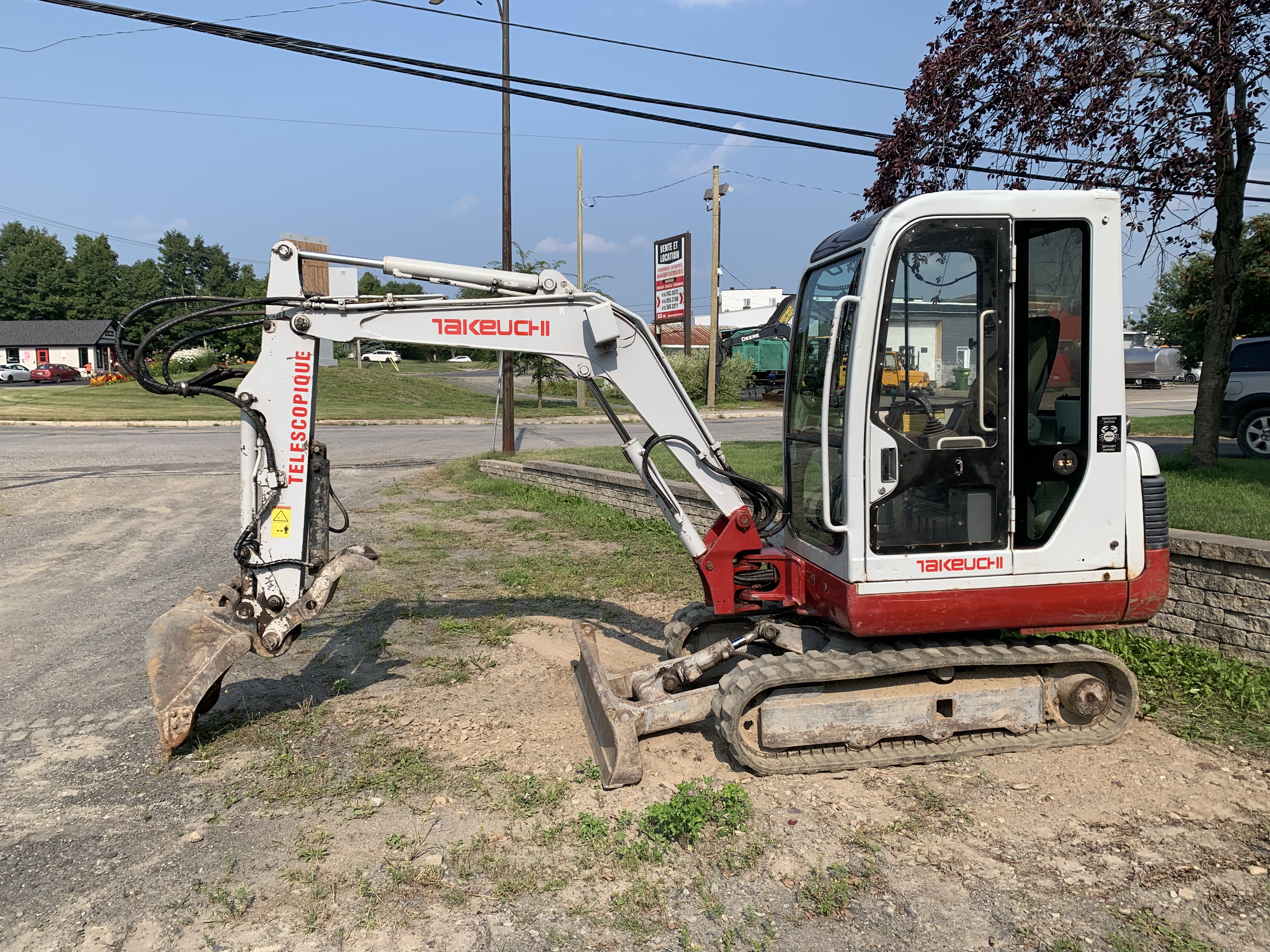 Excavatrice Takeuchi TB125