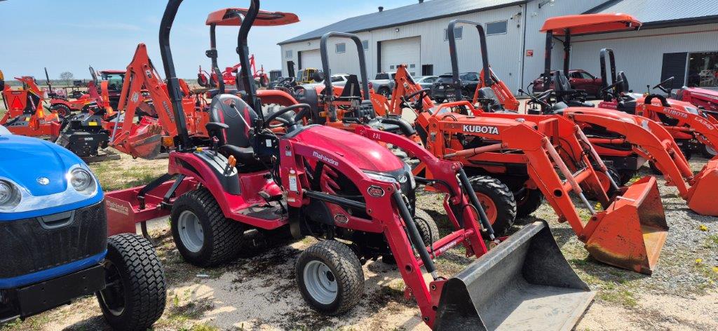Tracteur Mahindra Emax 20s