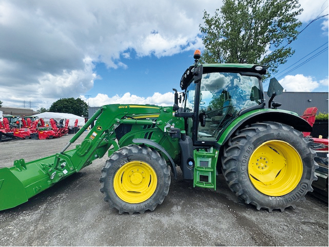 Tractor John Deere  6110 R