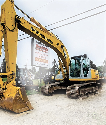 Excavator New Holland E215