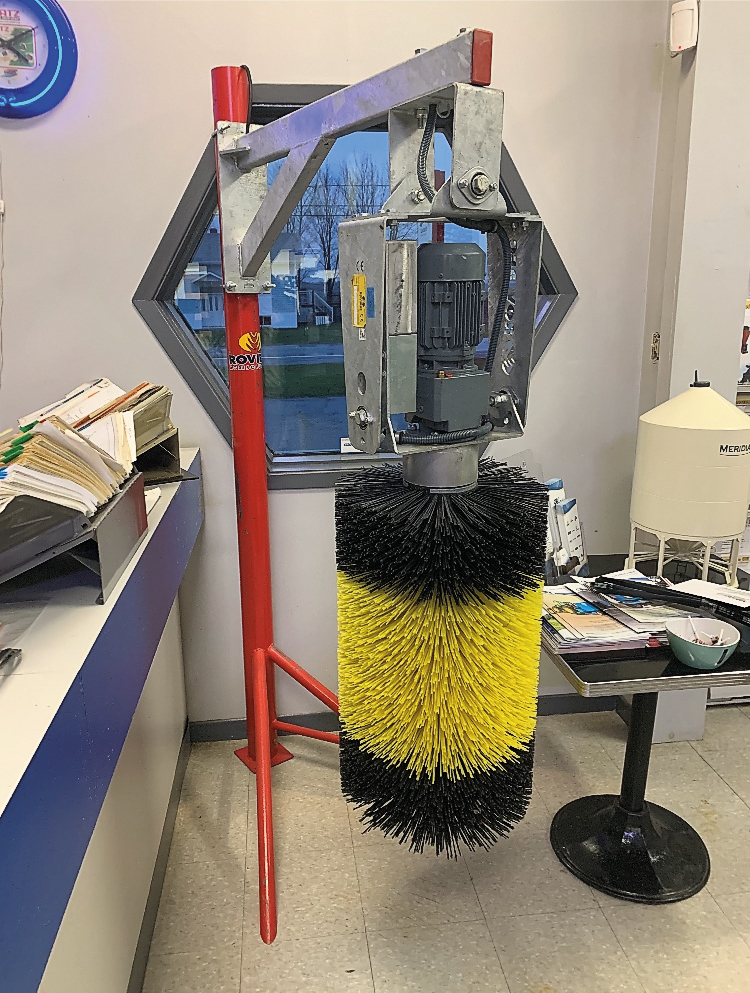 Brosse à vaches Rovibec 