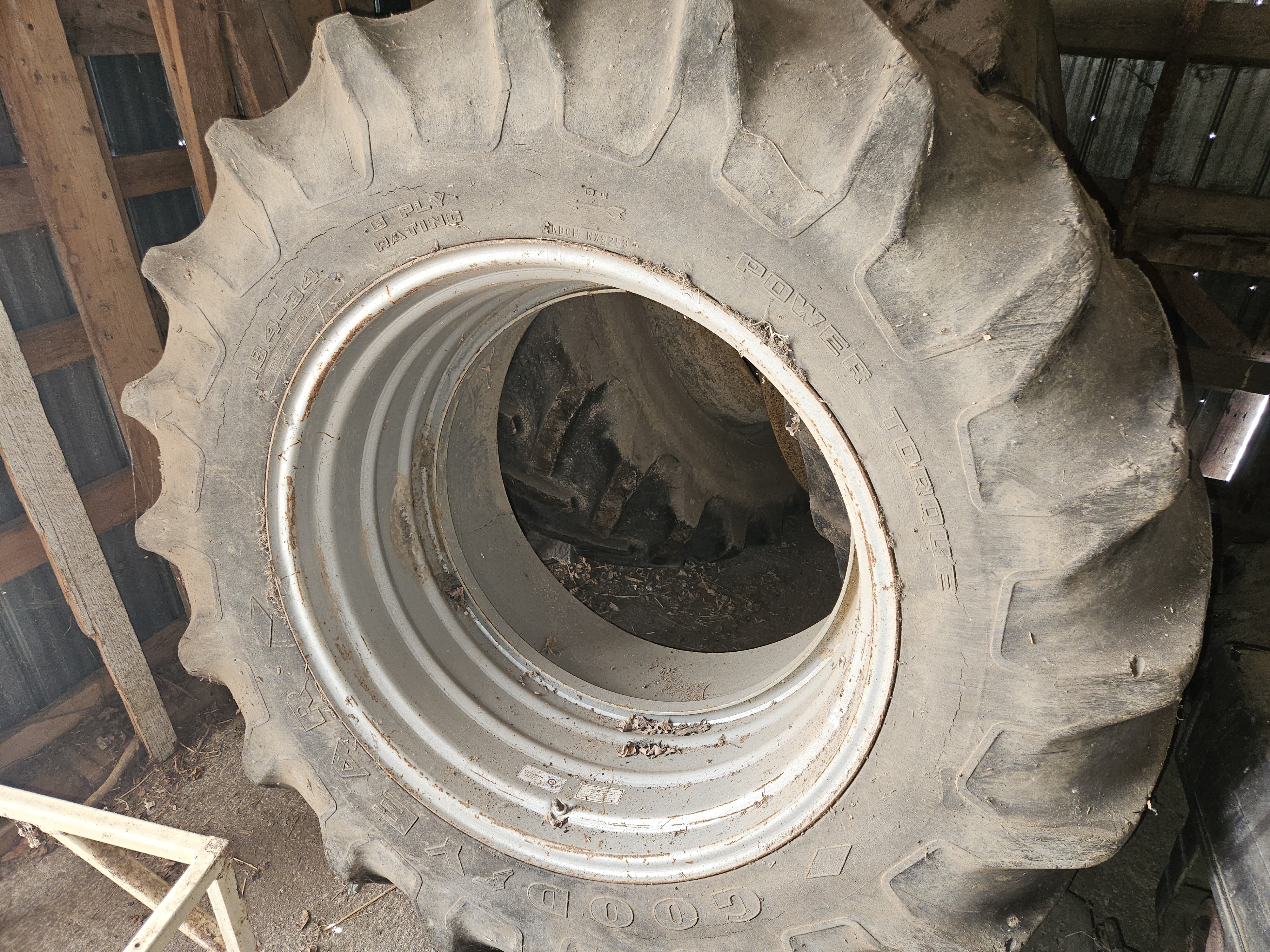 Roue (simple et double) Autre T-RAIL 18434