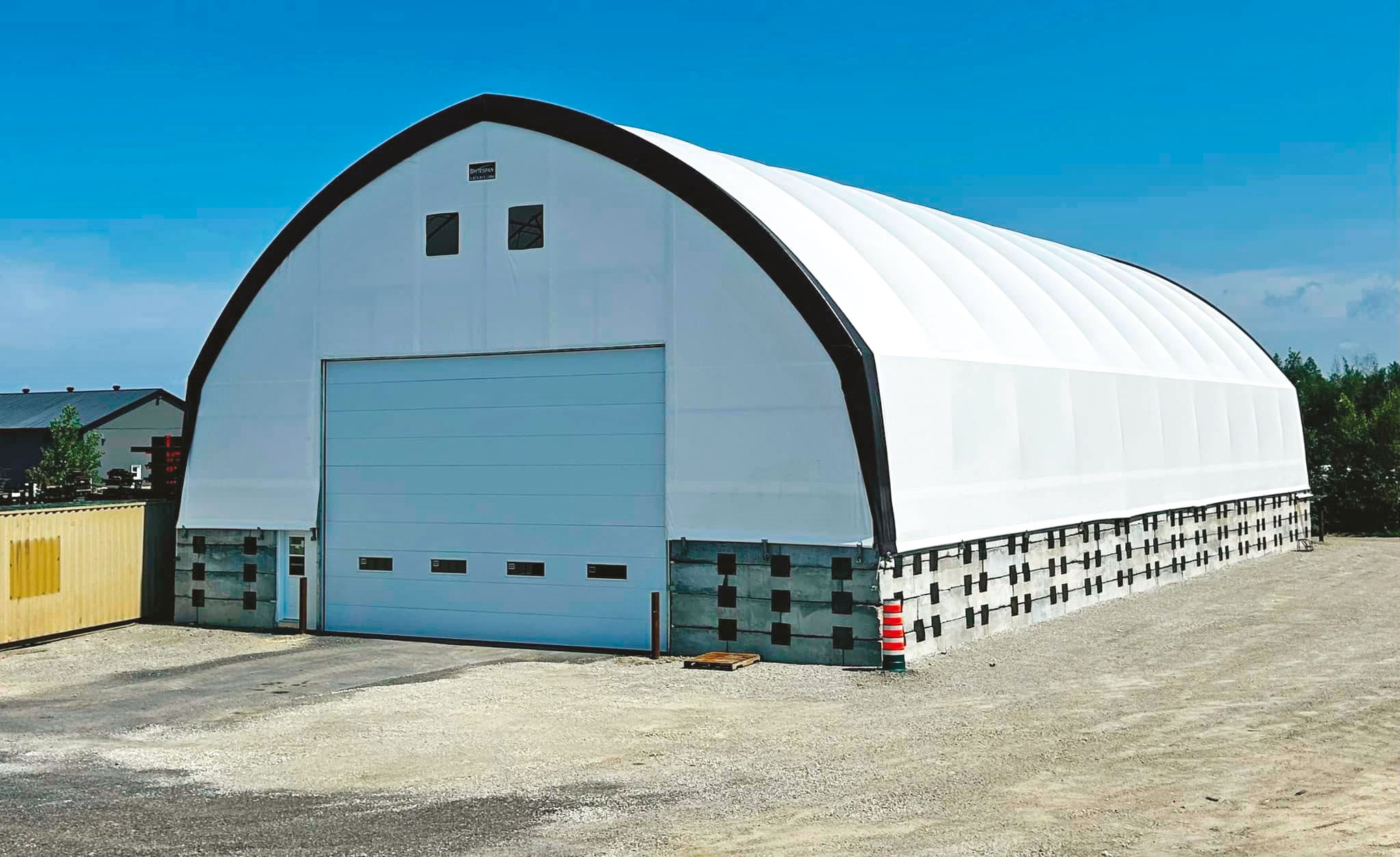 Arched building (dome)  Apex 60' X 120' 