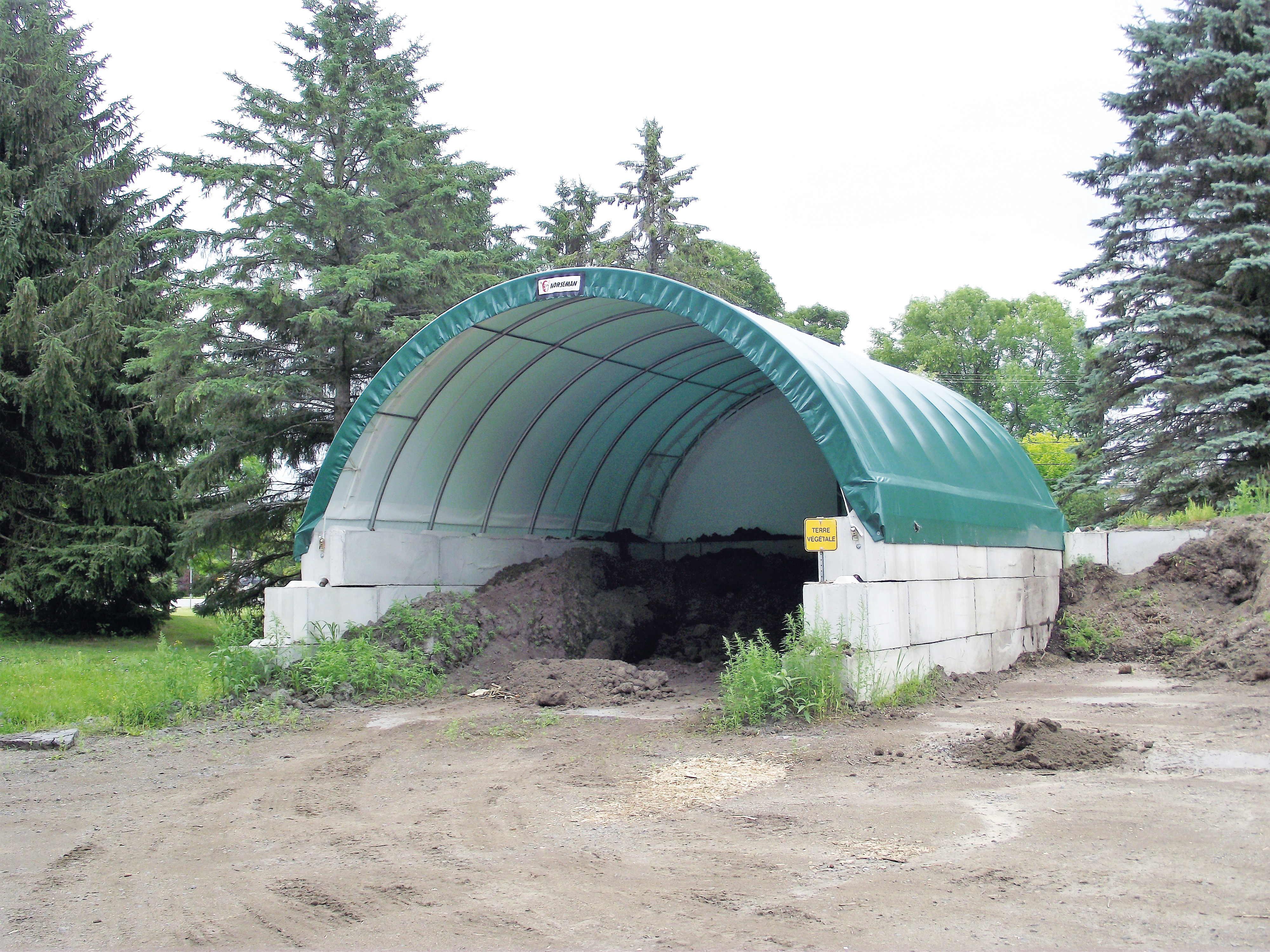 Arched building (dome)  QP 30 pi