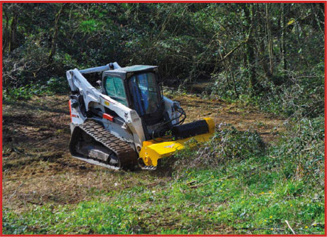 Wood chipper Broyeur forestier Rabaud