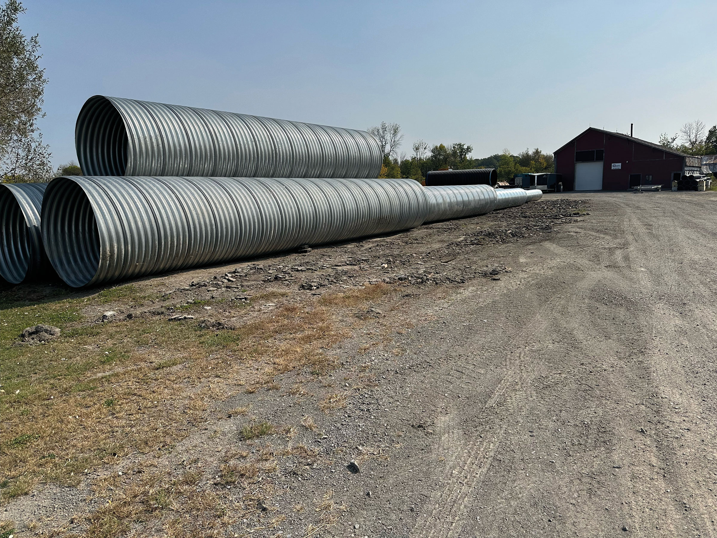   Tuyaux en acier galvanisés, aluminisés,  ou galvanisés recouverts de polymère (trench toat)