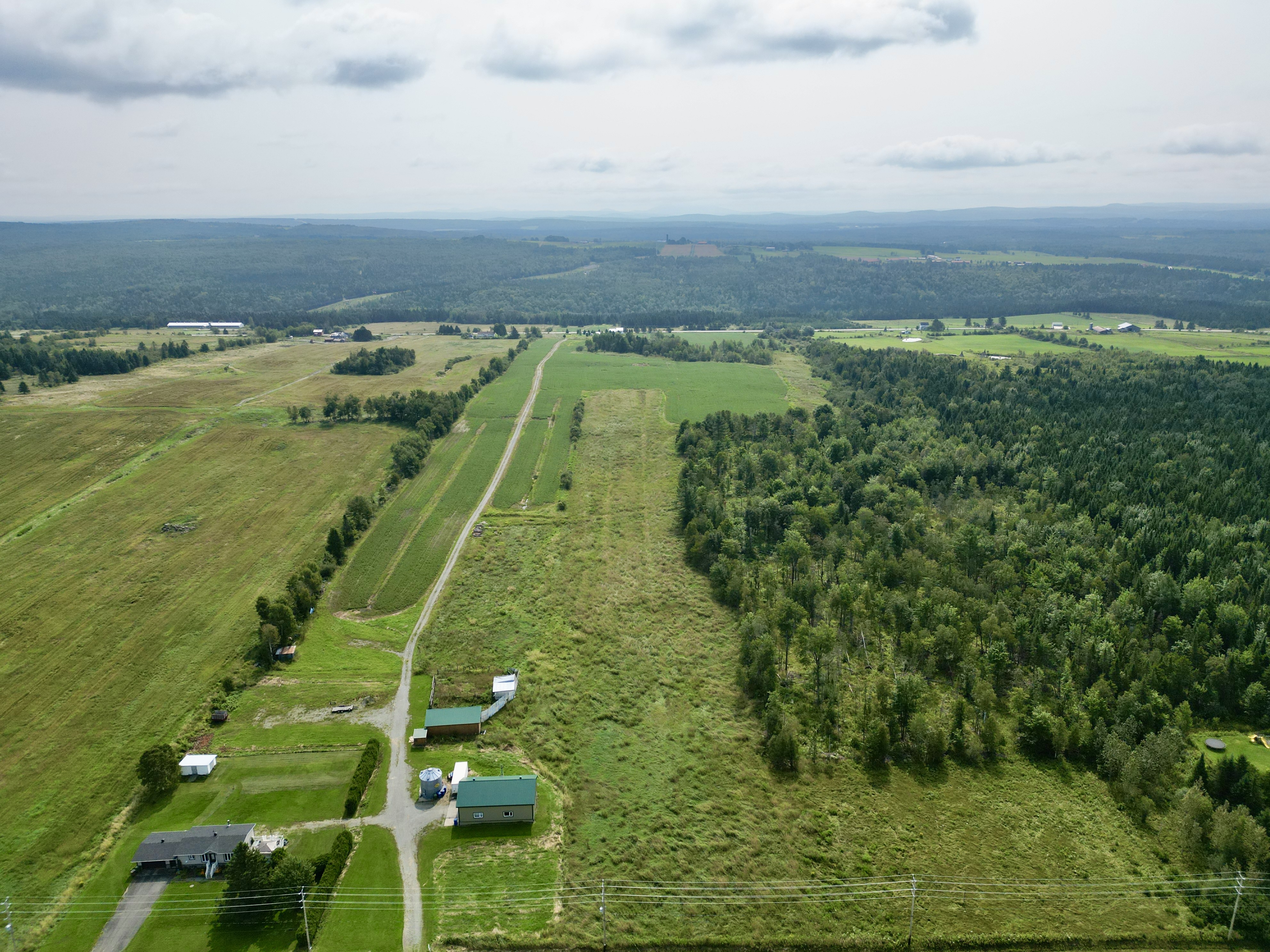 Lafontaine & filles Courtiers immobiliers Terre agricole À vendre