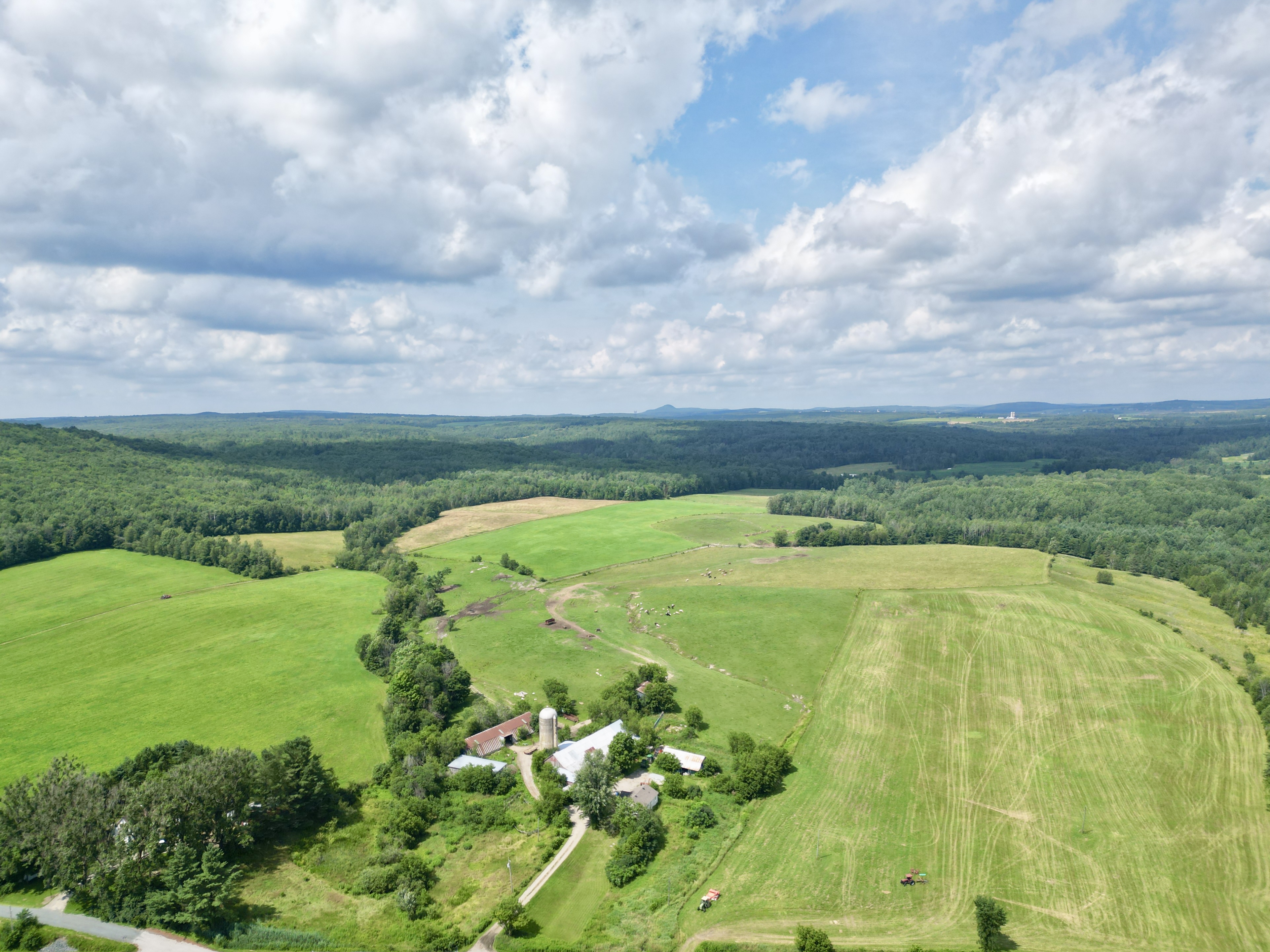 Lafontaine & filles Courtiers immobiliers Terre agricole À vendre