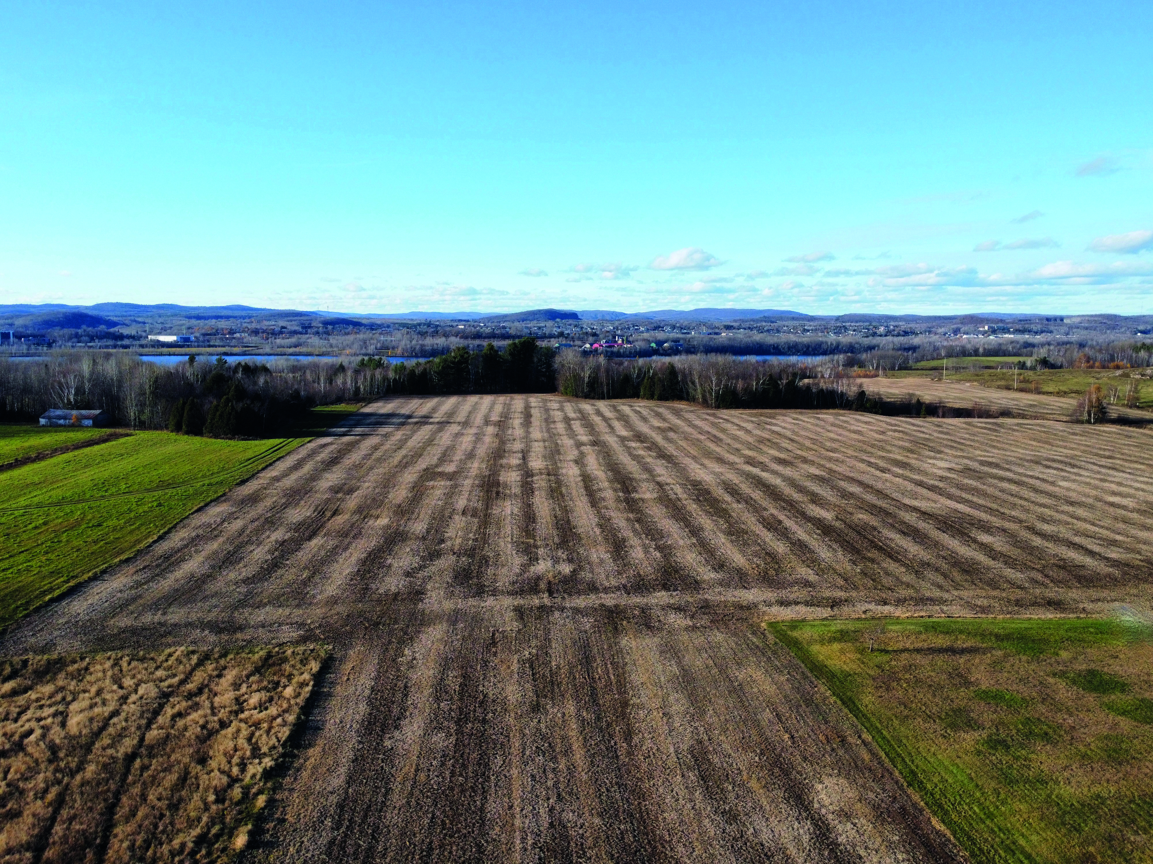 Lafontaine & filles Courtiers immobiliers Terre agricole À vendre